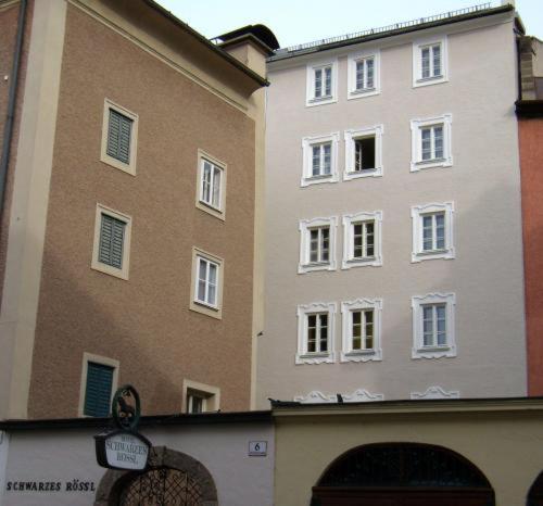Hotel Schwarzes Rossl Salzburg Exterior photo